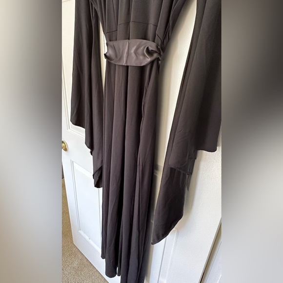 Spirit Halloween Black Hooded Witch Dress Costume Size L/XL - Picture 9 of 10